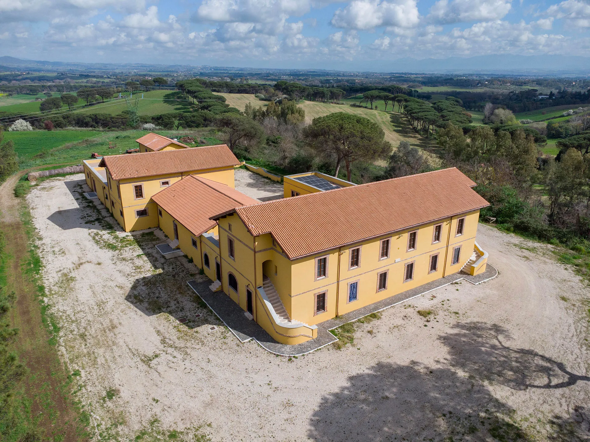 Borghetto S. Carlo, cantiere a Roma