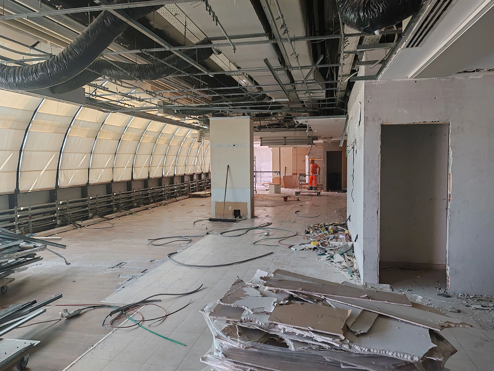 Aeroporto di Fiumicino Molo D, cantiere a Fiumicino (RM)